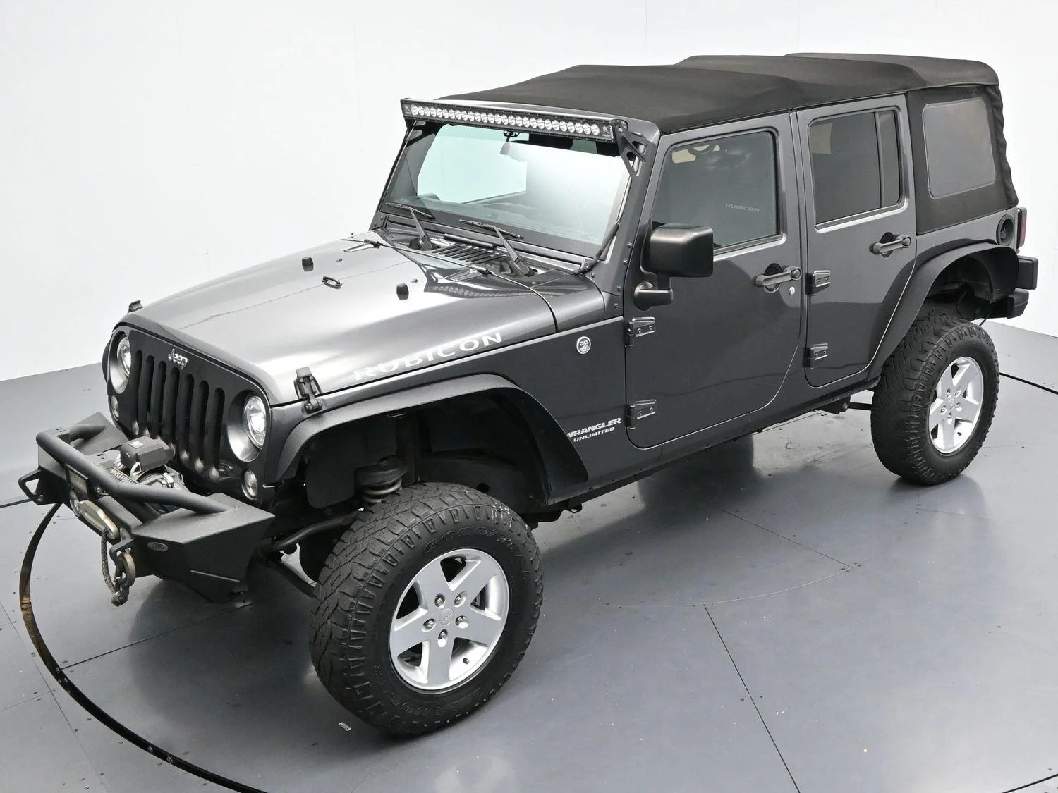 Used 2017 Granite Crystal Metallic Clearcoat Jeep Rubicon image 34