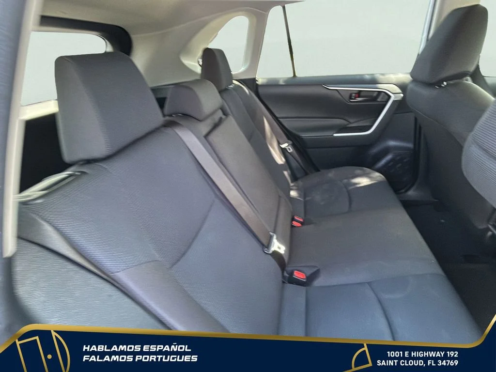 Used 2023 White Toyota LE image 21