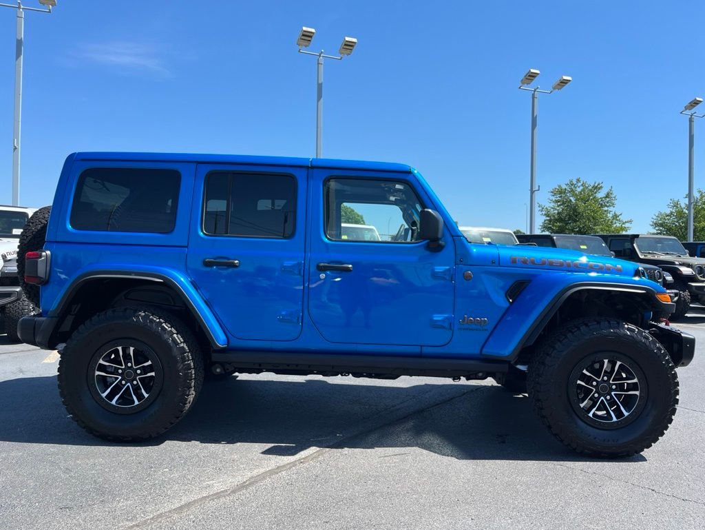 Used 2025 Blue Pearl Jeep Rubicon X image 29