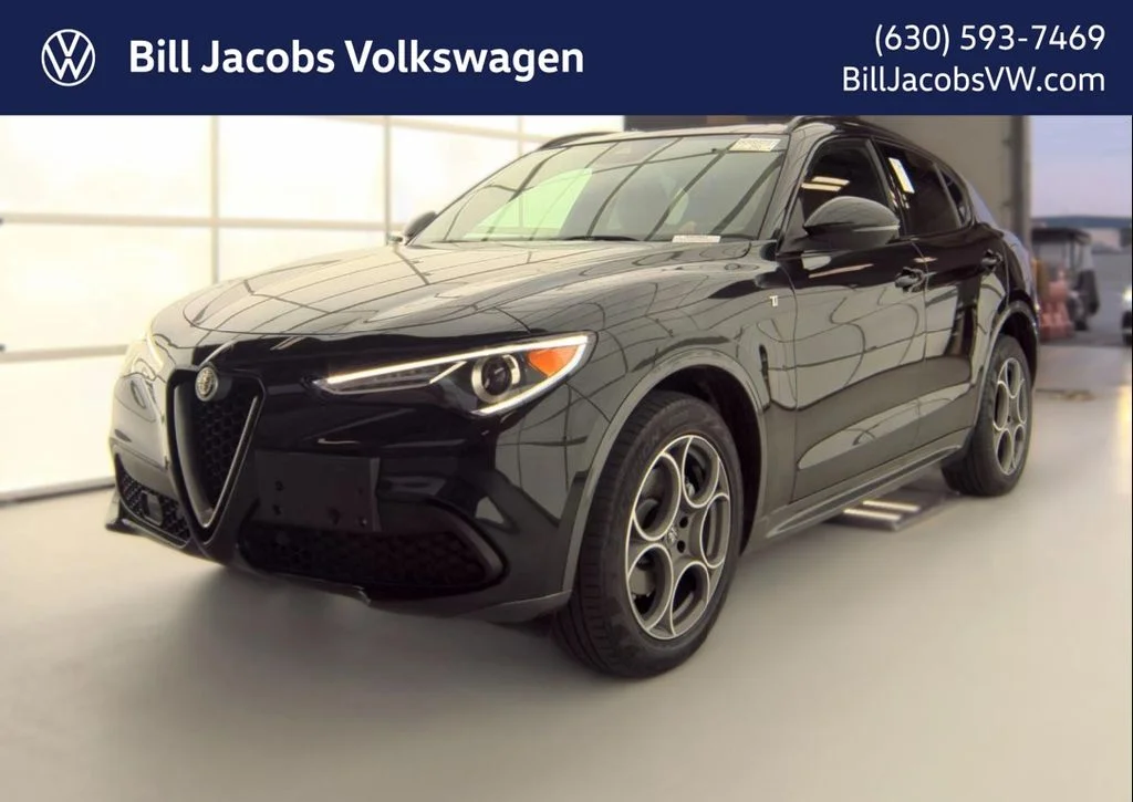 2023 Alfa Romeo Stelvio Ti AWD's photo