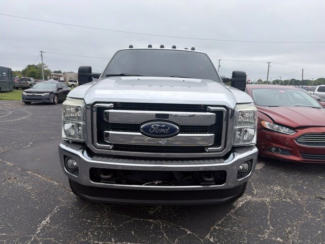 Used 2013 Silver Ford Lariat image 2