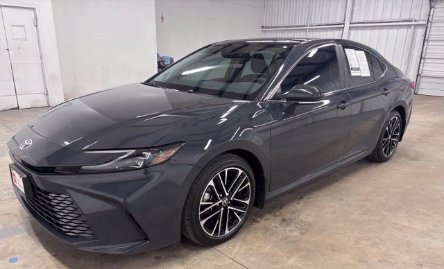 Used 2025 Gray Toyota XLE image 3