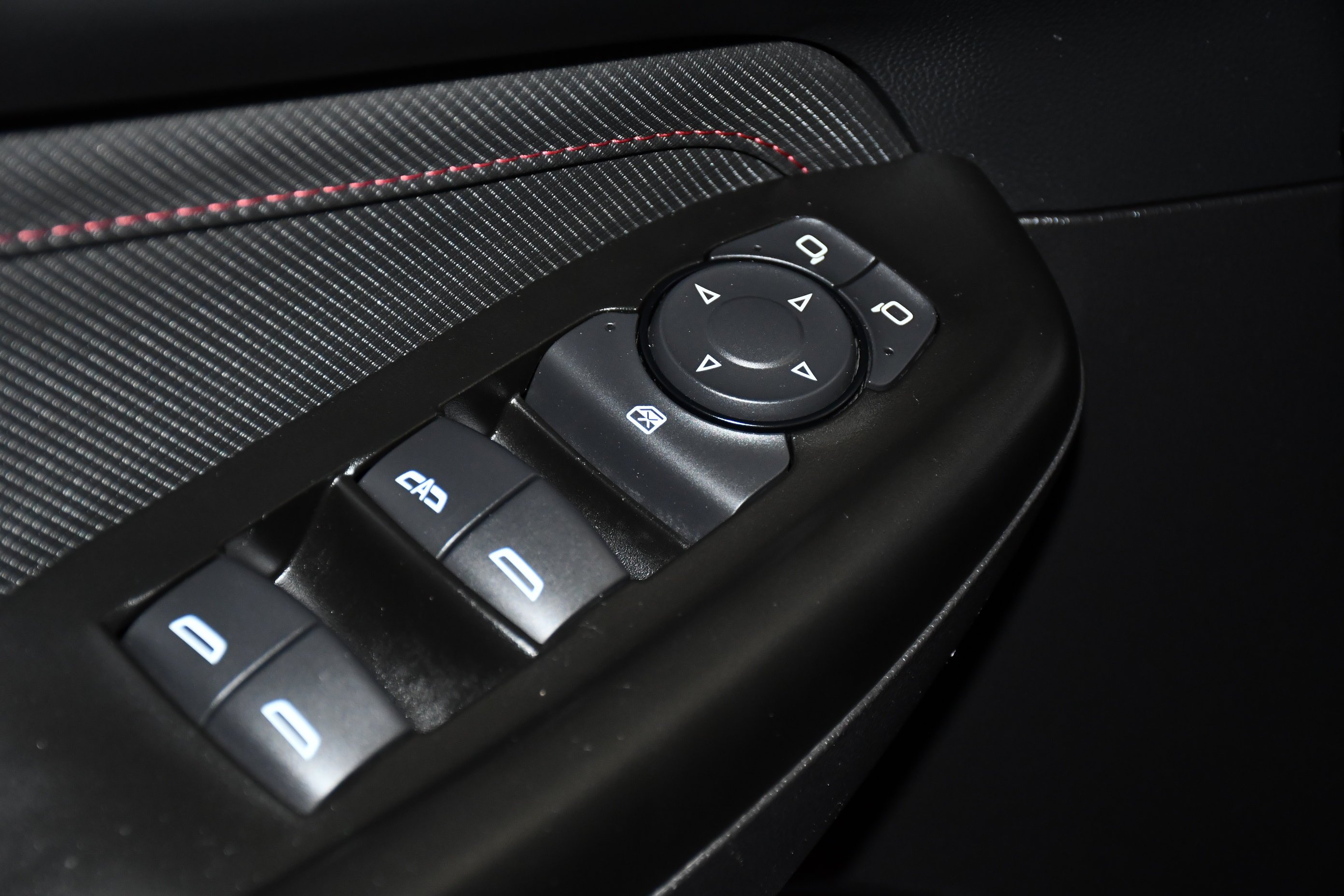 Used 2023 Mosaic Black Metallic Chevrolet RS image 35