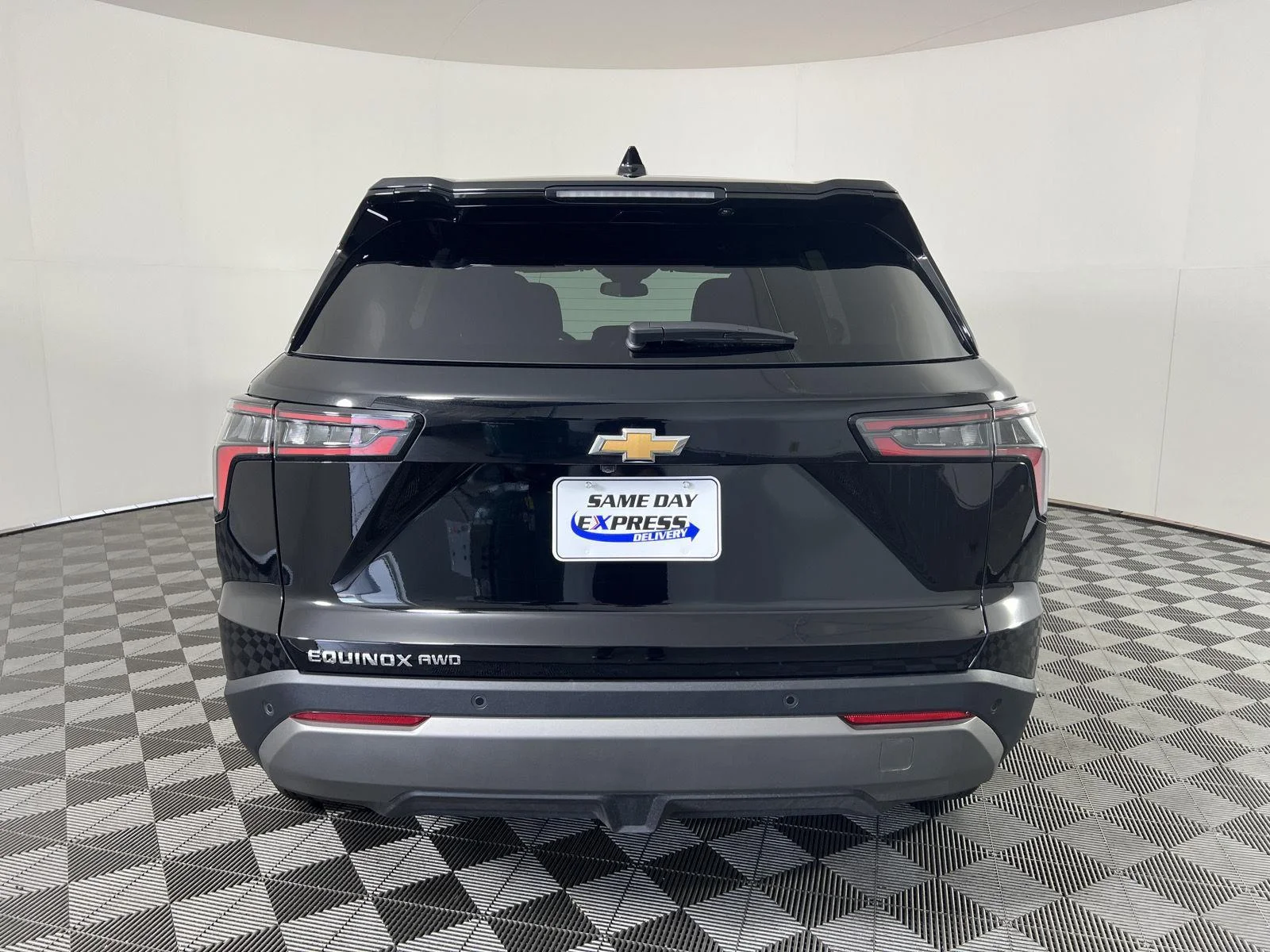 Used 2026 Mosaic Black Metallic Chevrolet AWD LT image 24