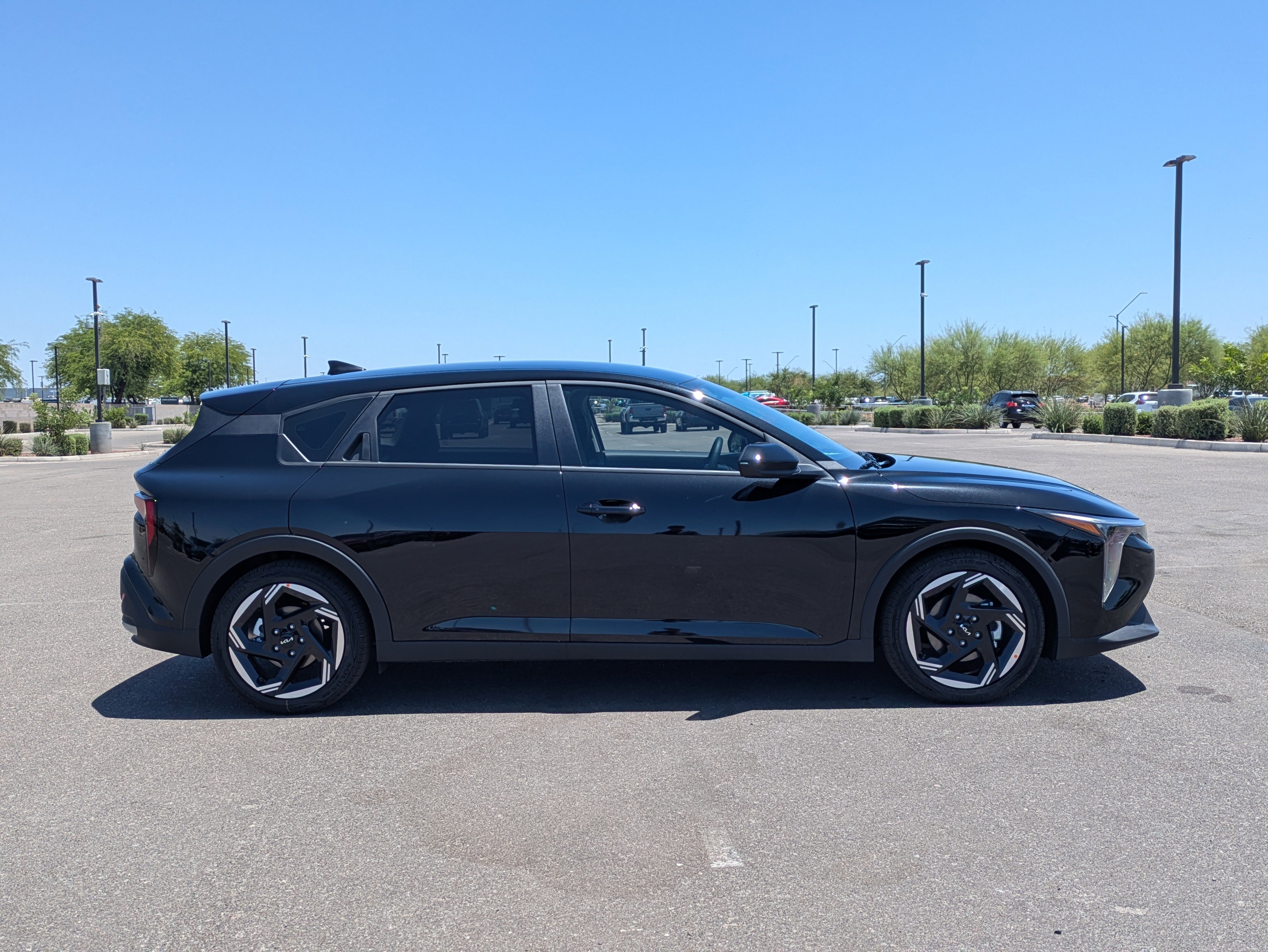 New 2026 Aurora Black Pearl Kia EX image 6