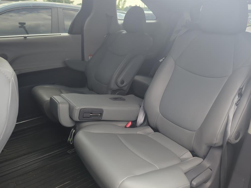 Used 2021 Predawn Gray Mica Toyota XLE image 6