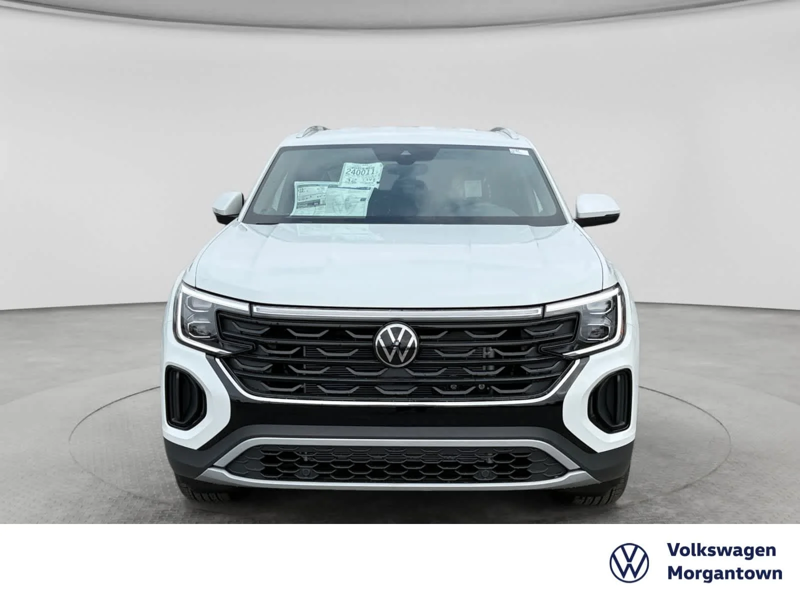 New 2026 Opal White Pearl Volkswagen 2.0T SE image 2
