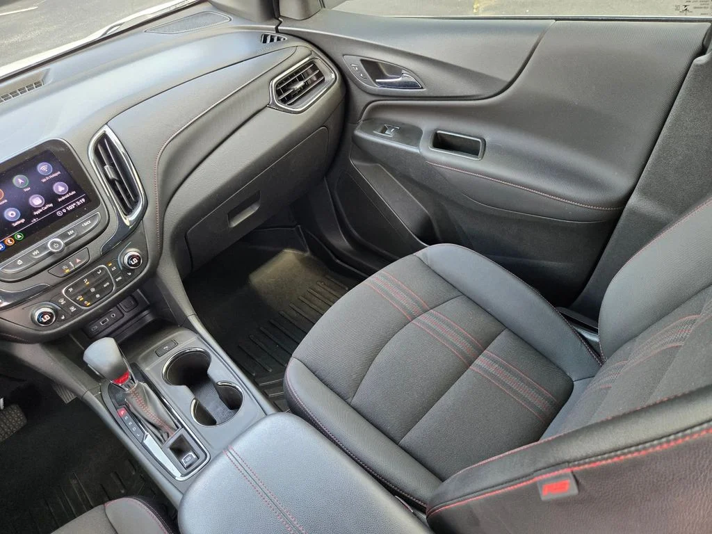 Used 2022 White Chevrolet RS image 13
