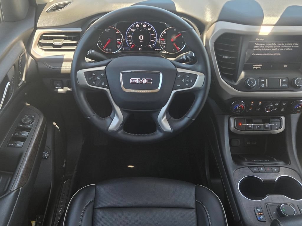 2023 GMC Acadia Denali - Photo 10