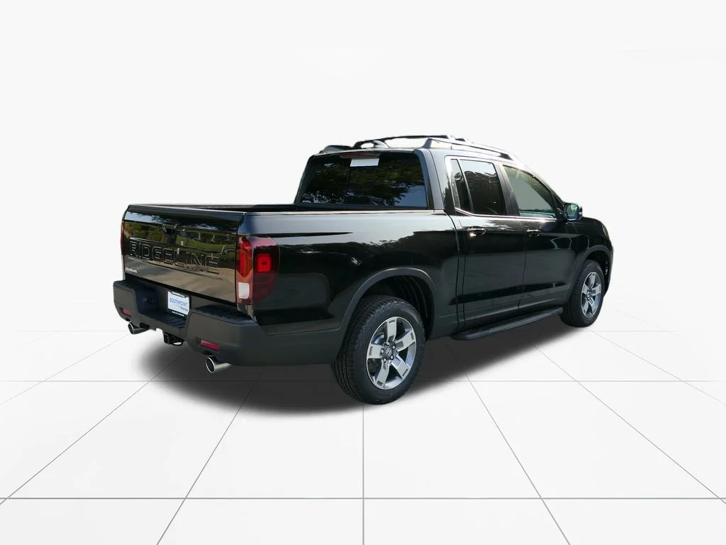 New 2026 Crystal Black Pearl Honda RTL image 8