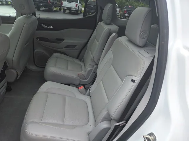 Used 2019 White GMC SLT-2 image 26