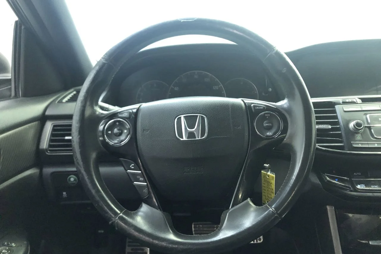 Used 2017 Obsidian Blue Pearl Honda Sport image 22