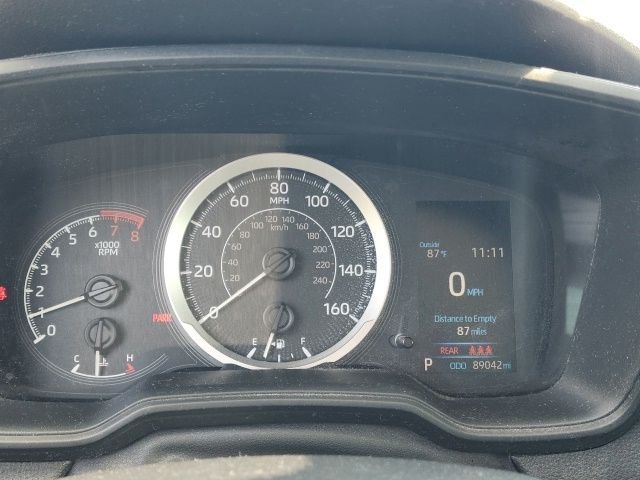 Used 2020 Blue Toyota LE image 27