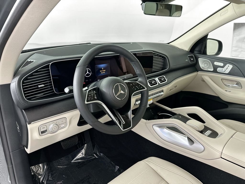 New 2026 Selenite Grey Metallic Mercedes-Benz GLS 450 image 9