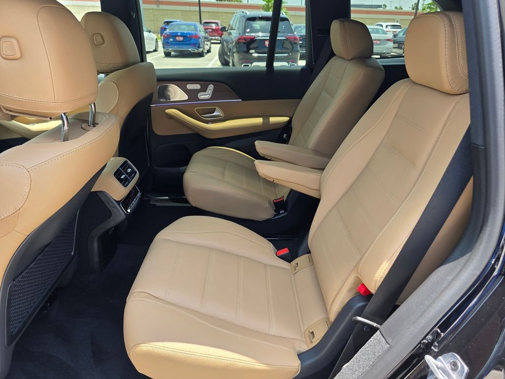 New 2026 Obsidian Black Metallic Mercedes-Benz GLS 580 image 13