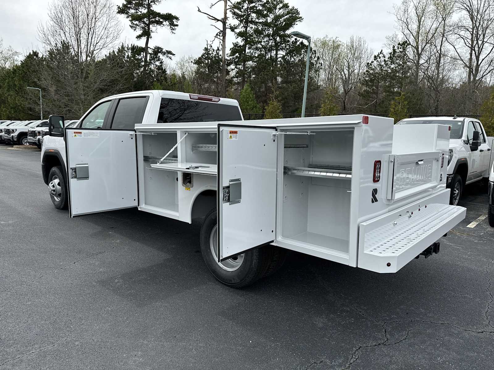 2025 GMC Sierra 3500HD Pro - Photo 19