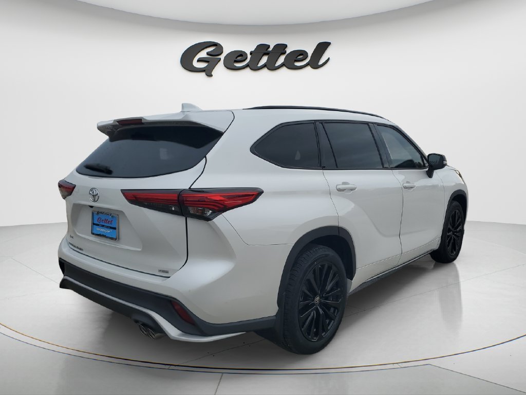 Used 2023 Beige Toyota XSE image 5