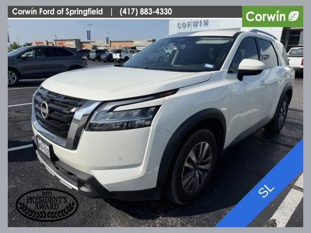 2023 Nissan Pathfinder SL