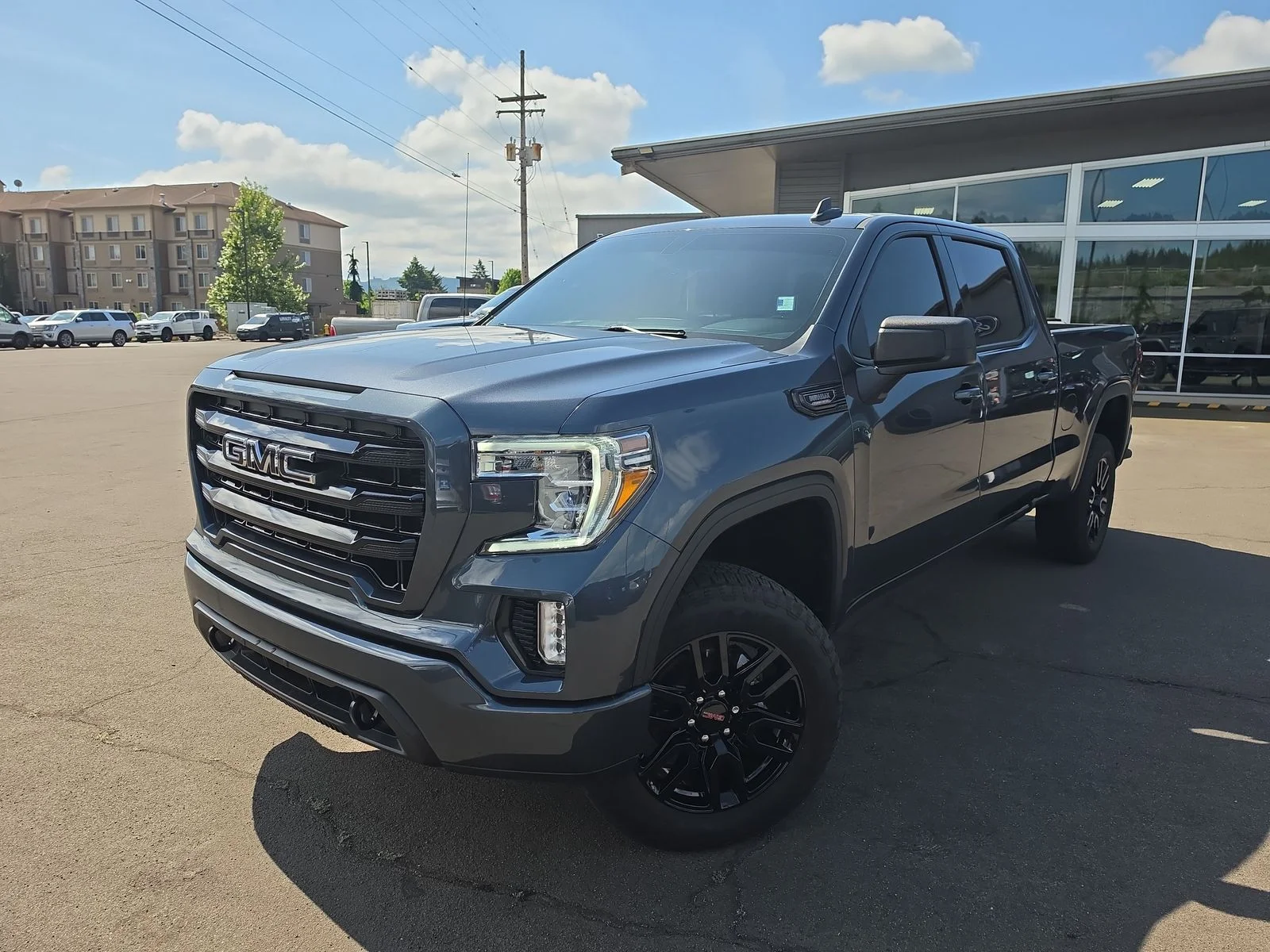 2021 GMC Sierra 4WD Crew Cab Short Box Elevation's photo