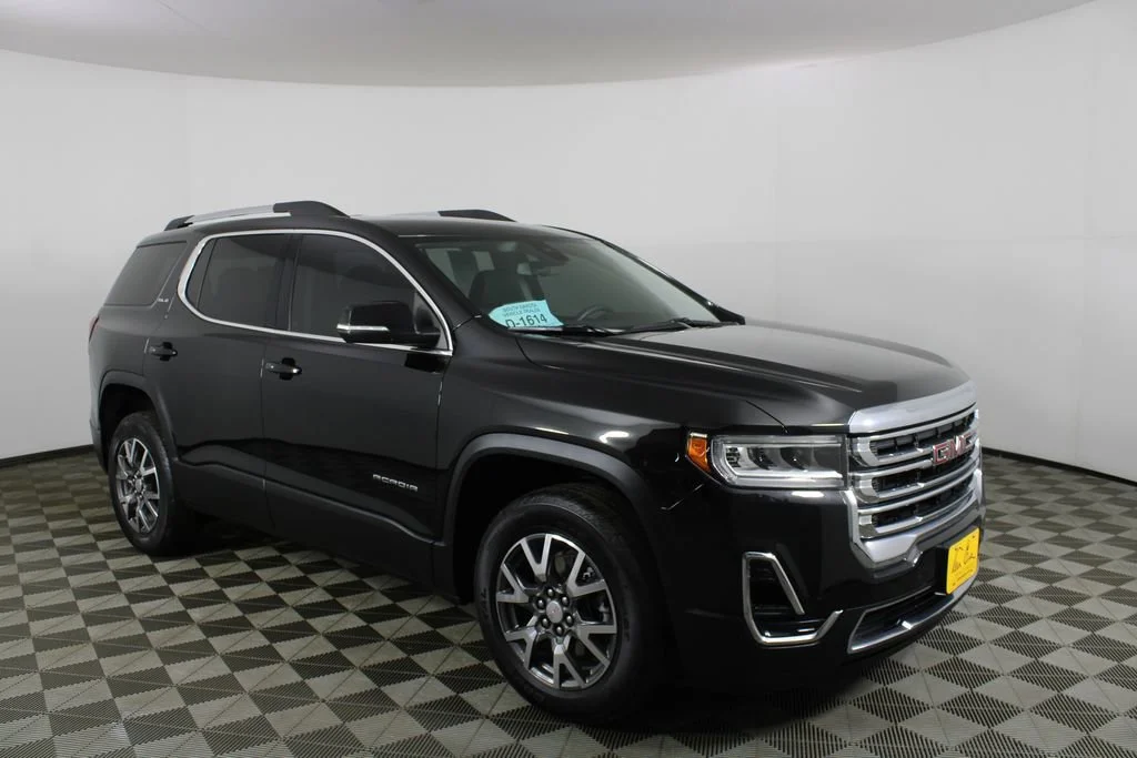 Used 2023 Ebony Twilight Metallic GMC SLE image 1