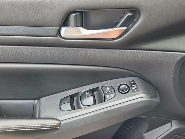 Used 2024 Gray Nissan 2.5 SV image 30