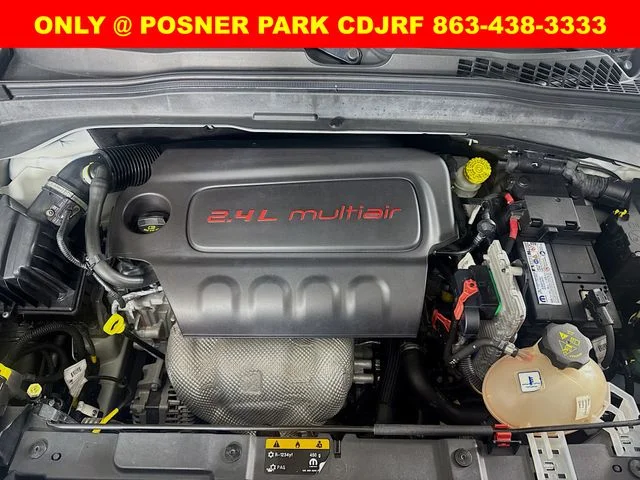 Used 2017 White Jeep Latitude image 27