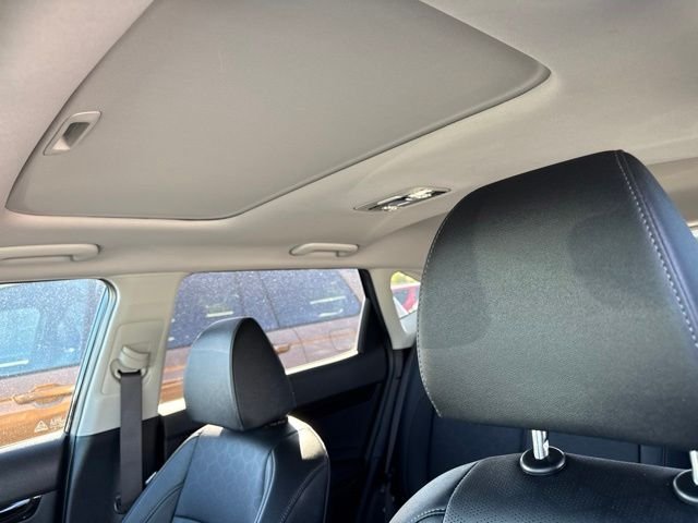 Used 2024 Black Kia EX image 9