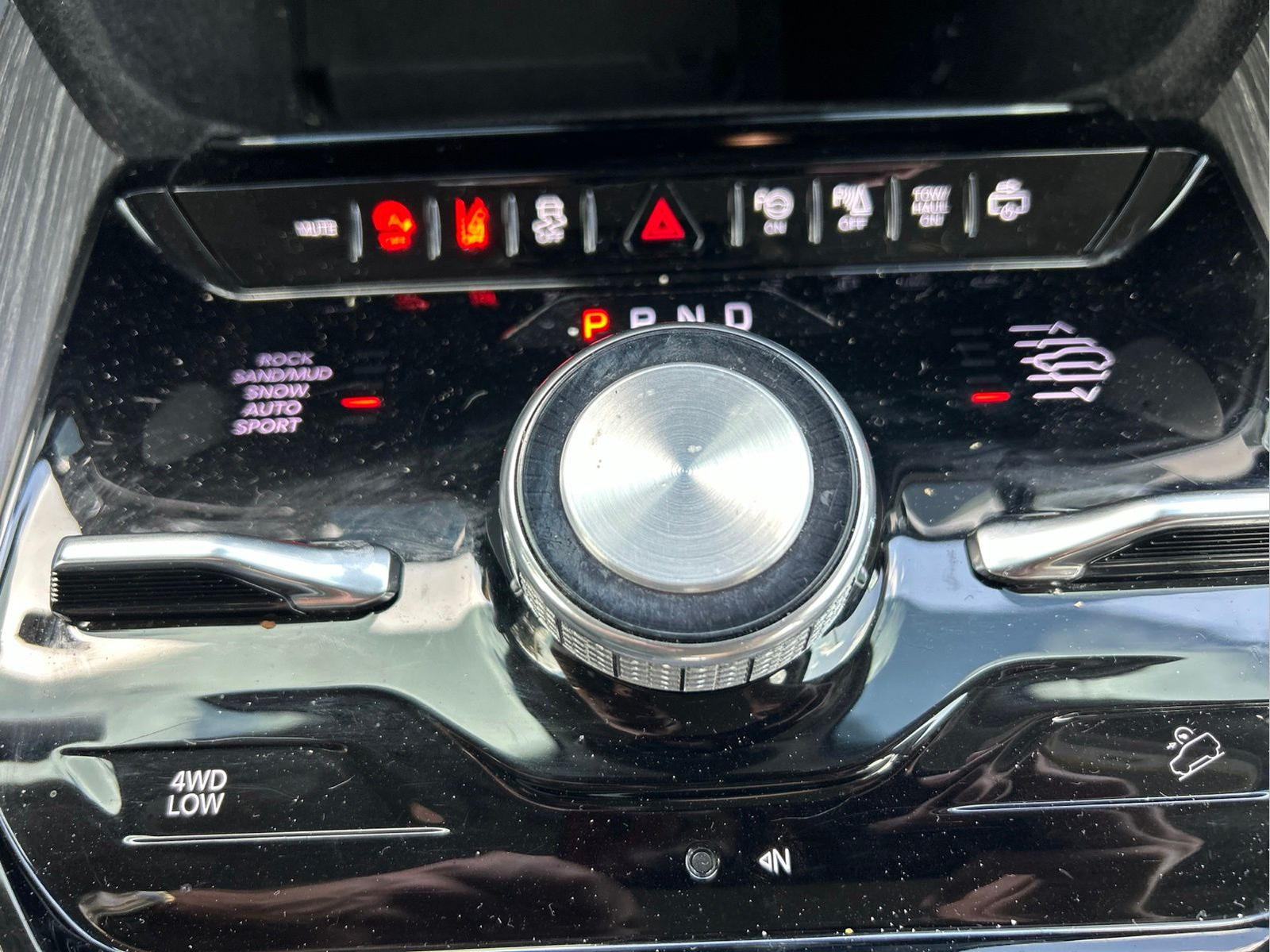 Used 2023 Red Jeep Series III image 34