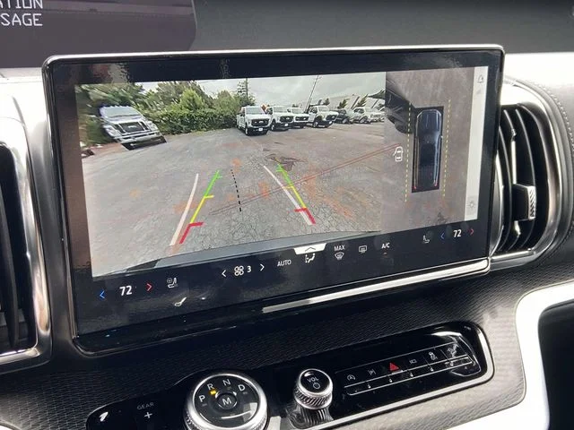 New 2026 Black Ford Platinum image 22