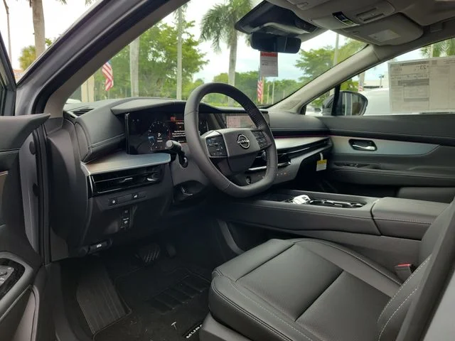 New 2027 Boulder Gray Pearl / Super Black Two-tone Nissan Dark Armor image 12