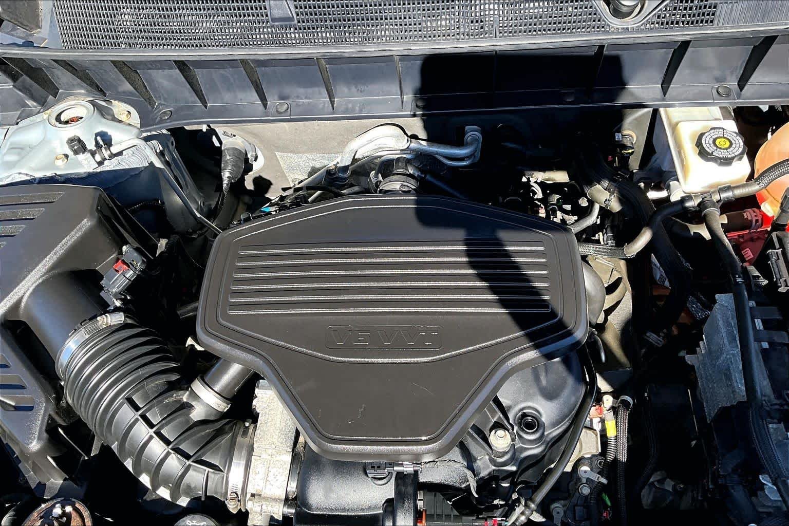 Used 2019 Quicksilver Metallic GMC SLT image 28