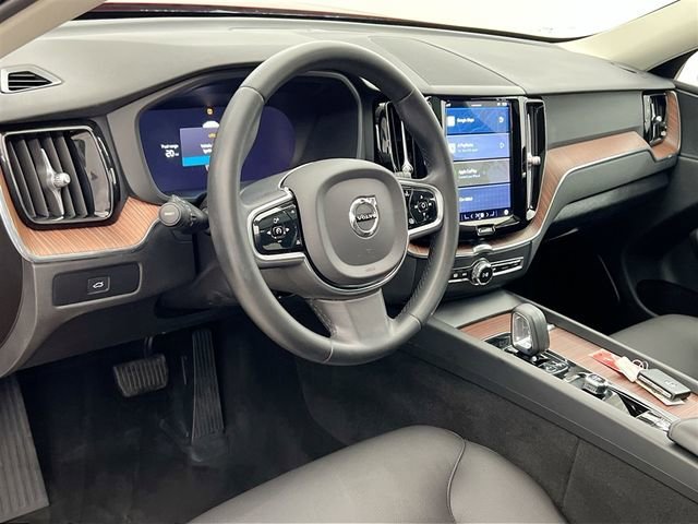 2023 Volvo XC60 Plus - Photo 7