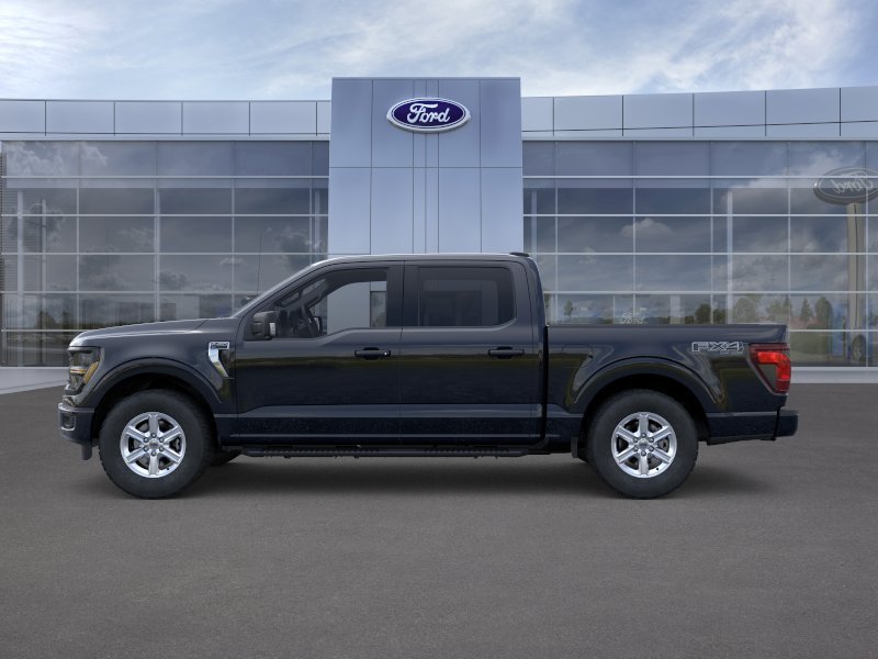 New 2026 Agate Black Metallic Ford XLT image 3