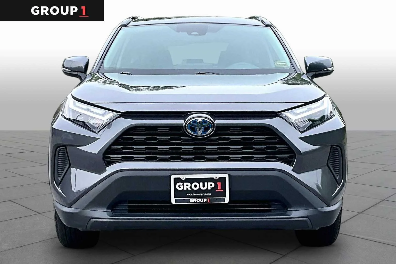 Used 2022 Magnetic Gray Metallic Toyota Hybrid XLE image 4