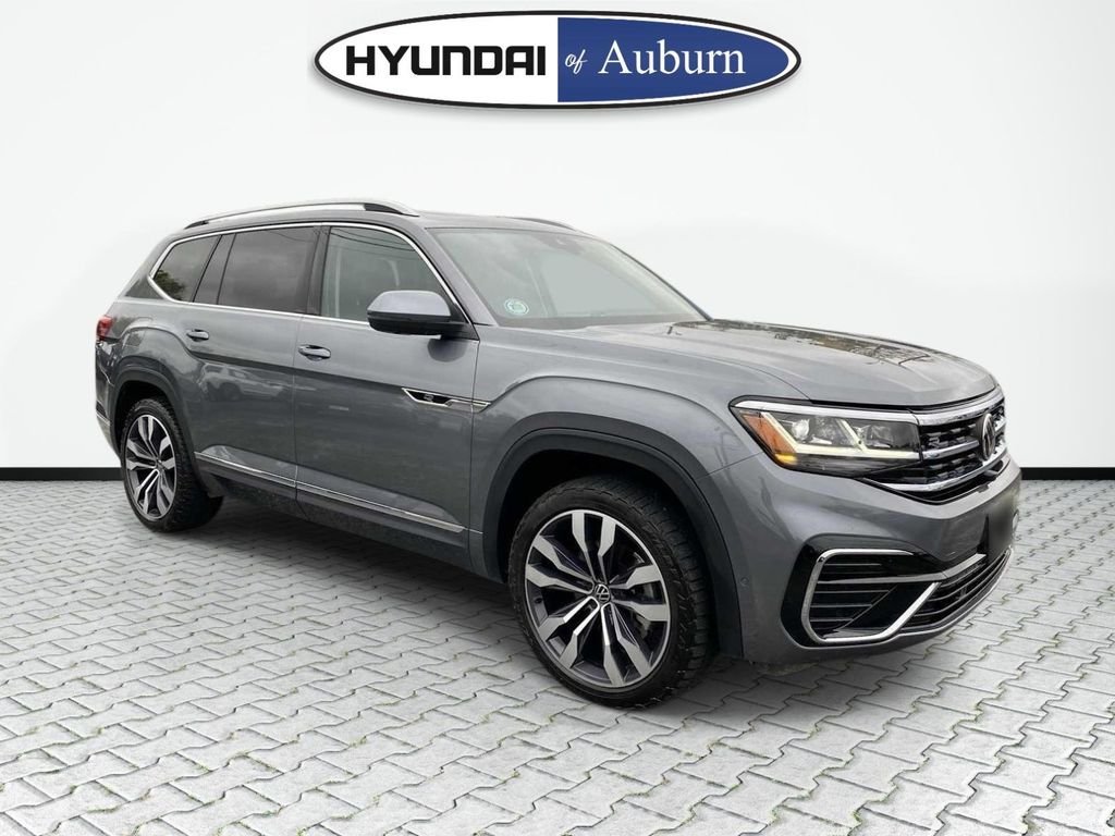 Used 2022 Gray Volkswagen 3.6L V6 SEL Premium R-Line image 2