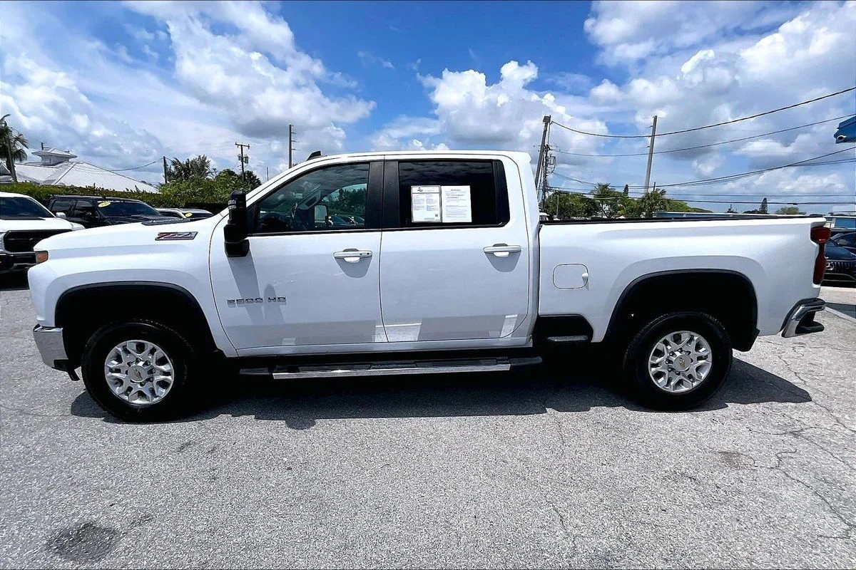 Used 2023 White Chevrolet 4WD Crew Cab Standard Bed LT image 30
