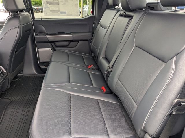 New 2026 Oxford White Ford Lariat® image 14