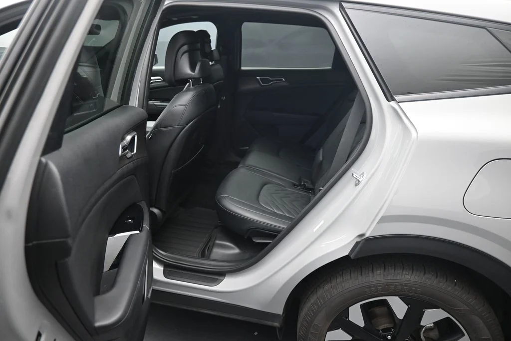 Used 2023 Gray Kia X-Line image 21