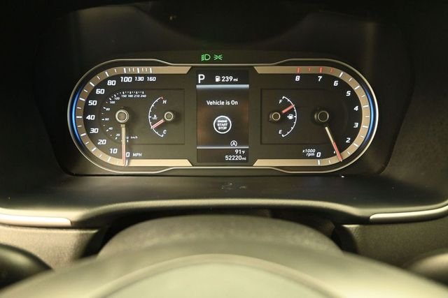 Used 2023 White Hyundai SEL image 3