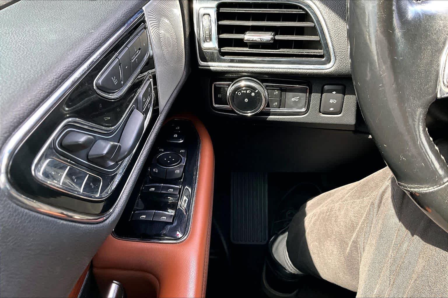 car-gallery-34