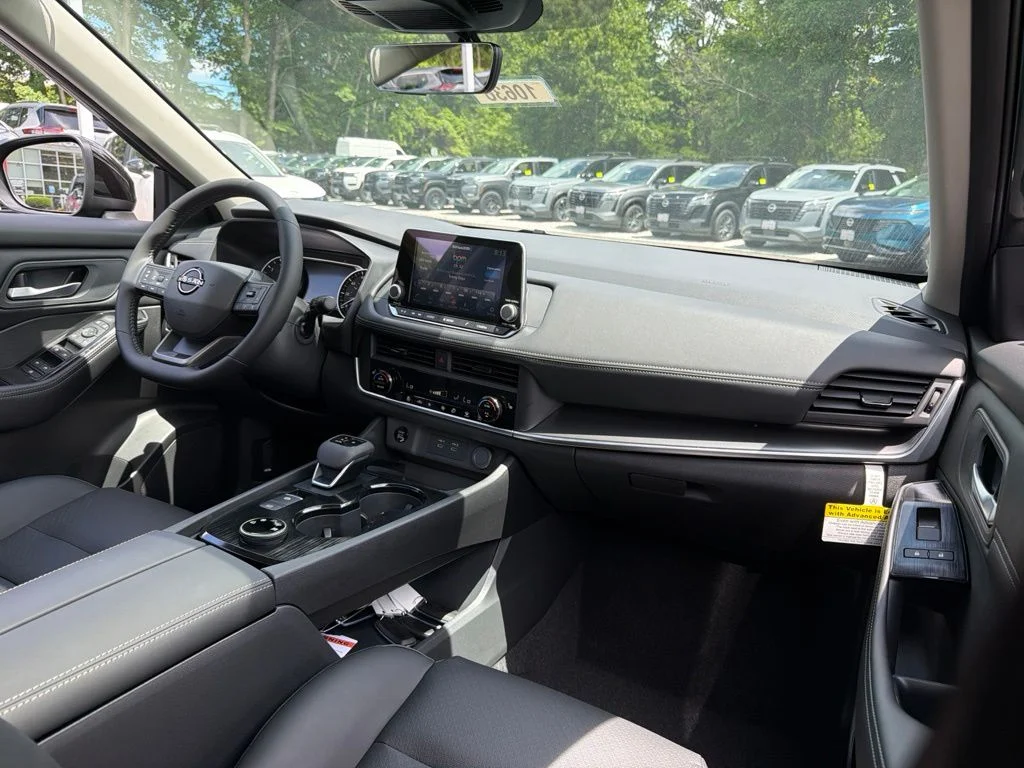 New 2026 Obsidian Green Pearl Nissan Dark Armor™ image 28