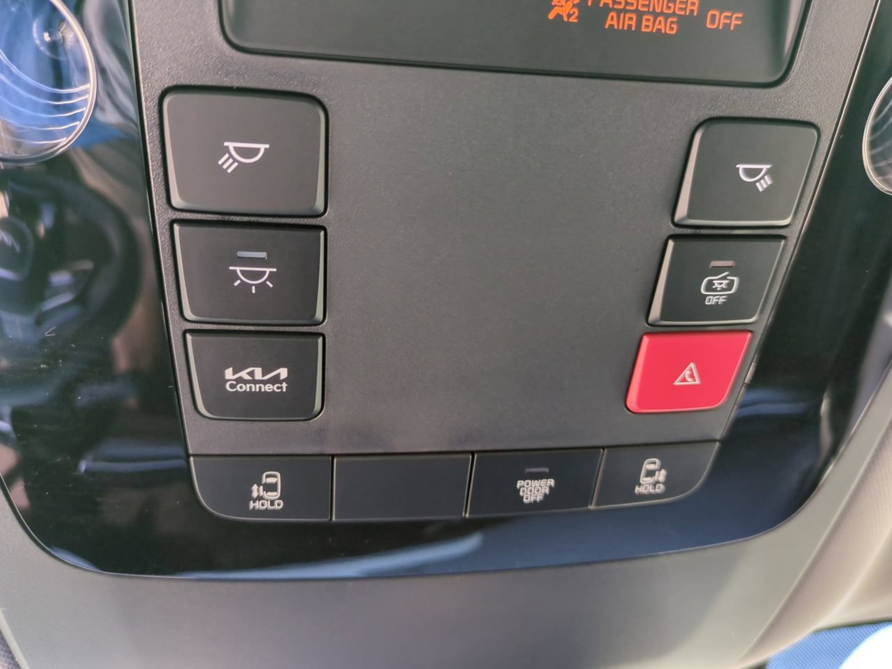 New 2026 Snow White Pearl Kia LXS image 19