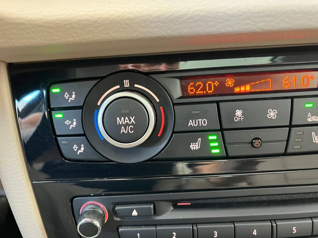 Used 2015 Orange BMW xDrive28i image 9
