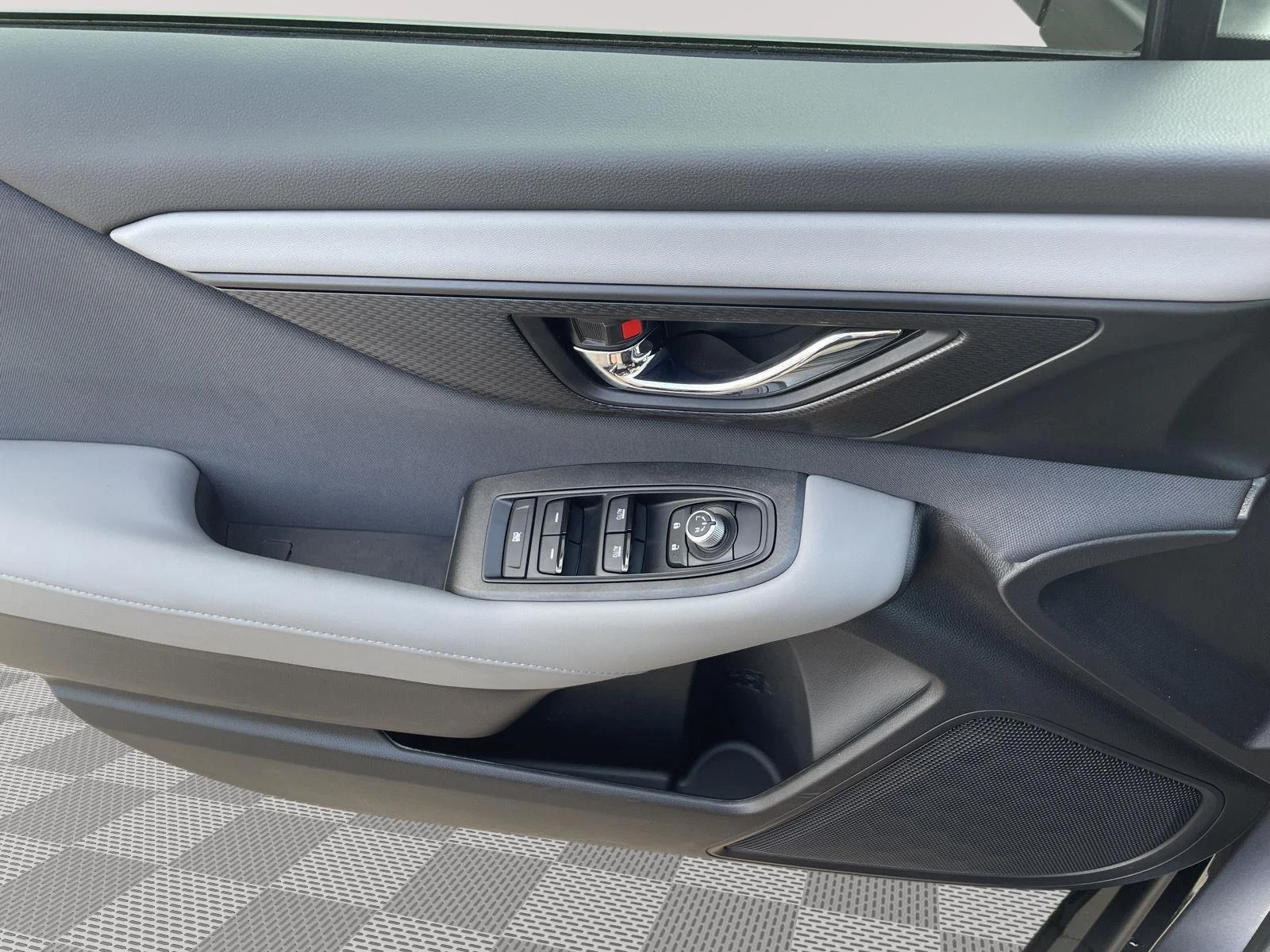 Certified Used 2025 Magnetite Gray Metallic Subaru Premium image 5