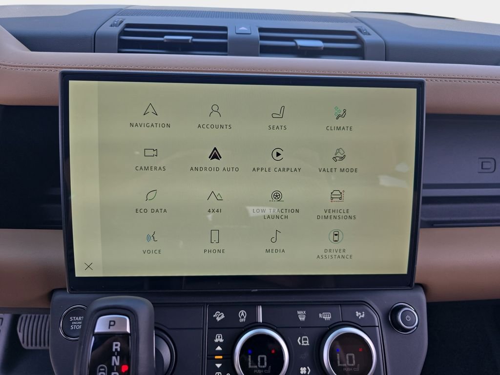 New 2026 Carpathian Grey Land Rover X-Dynamic SE image 22