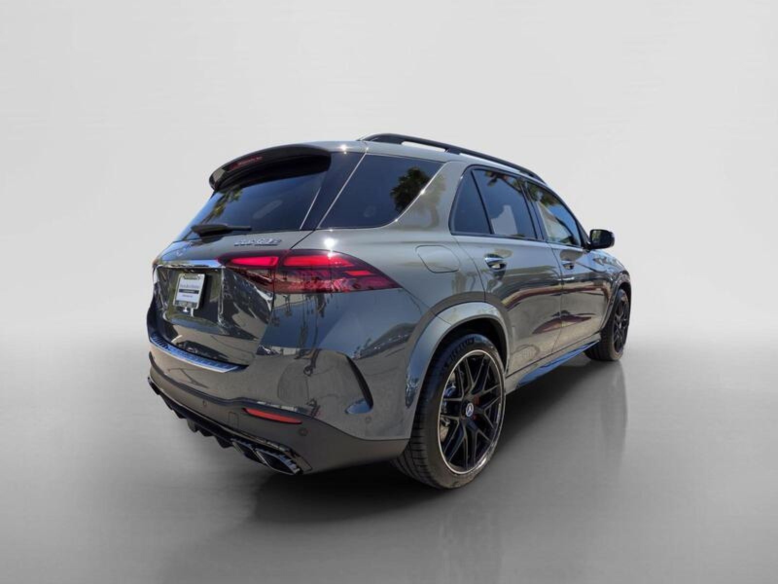 New 2026 MANUFAKTUR Silicon Grey Mercedes-Benz AMG® GLE 63 S 4MATIC+ SUV image 5