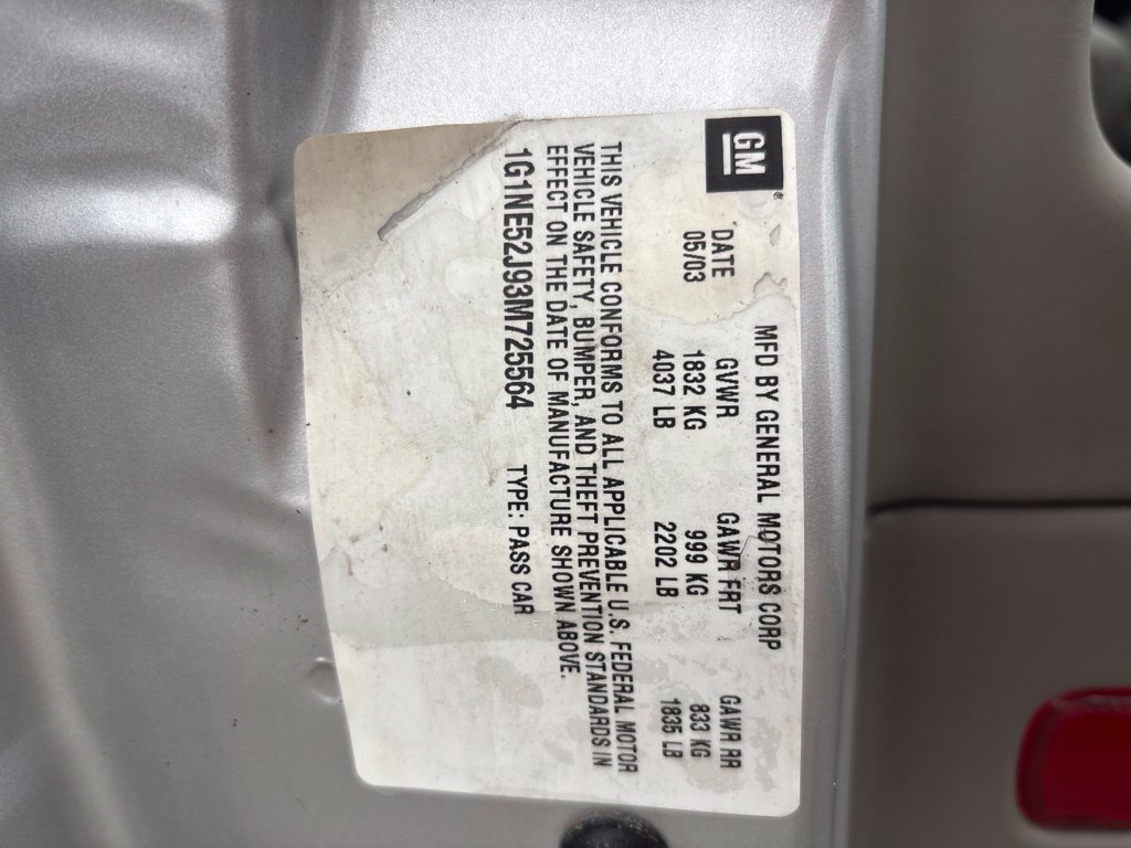 Used 2003 Silver Chevrolet LS image 9