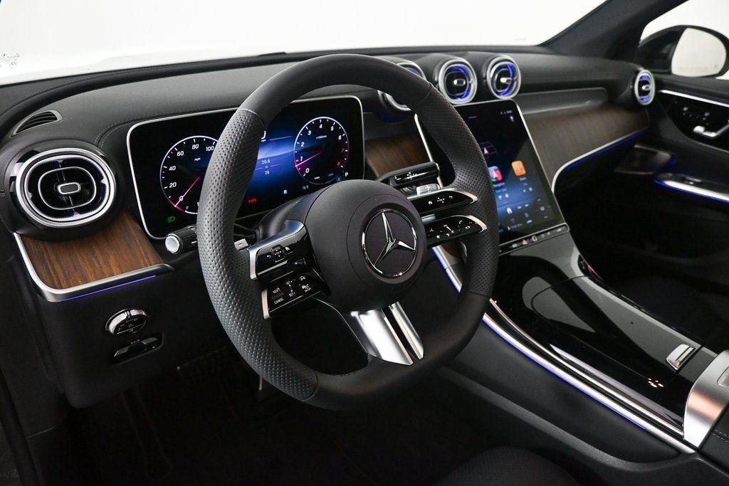 New 2025 Graphite Grey Metallic Mercedes-Benz GLC 300 image 7