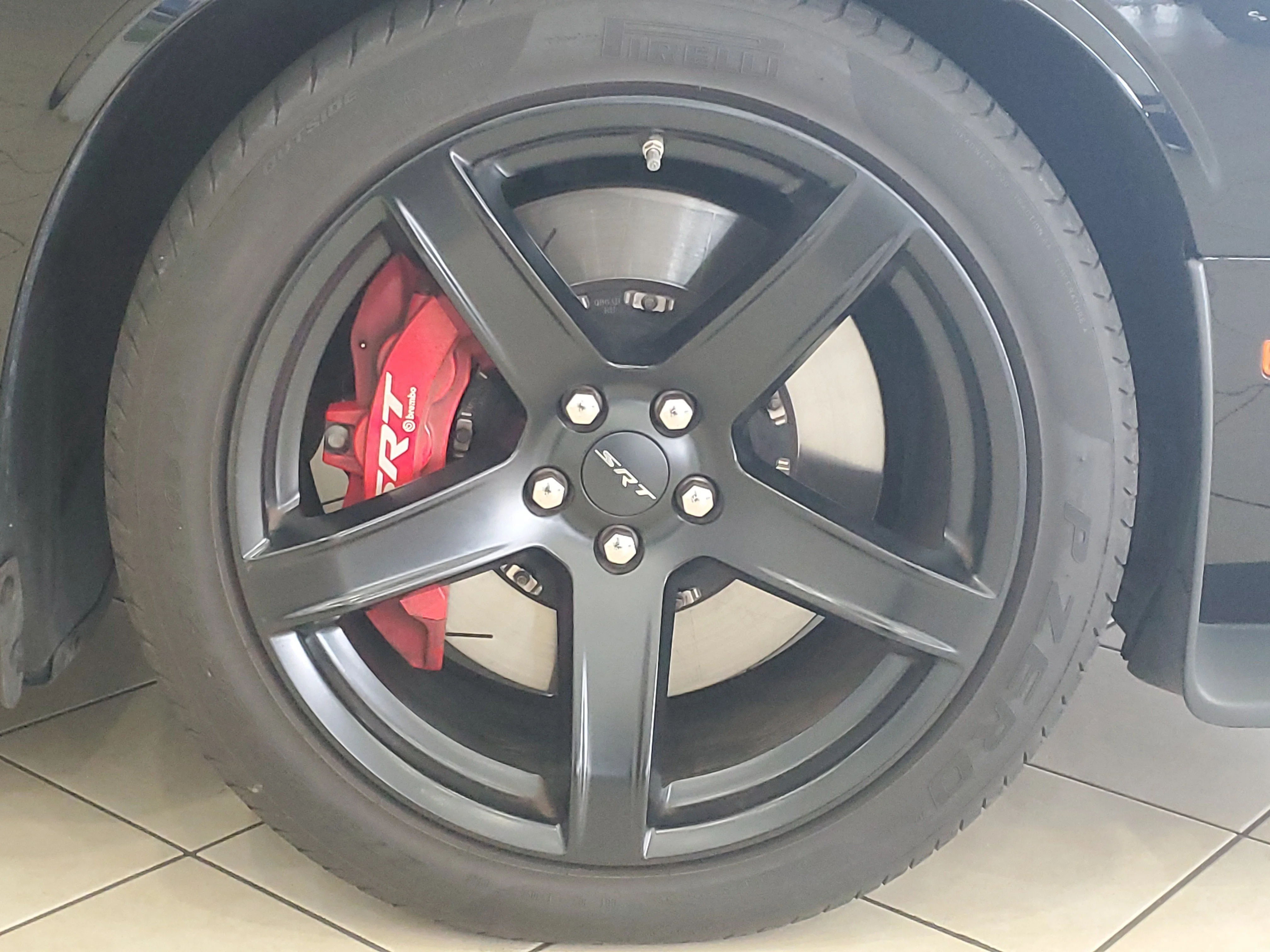 Used 2022 Pitch Black Clearcoat Dodge SRT Hellcat image 9