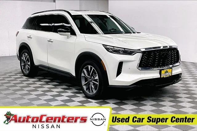 2023 INFINITI QX60 LUXE